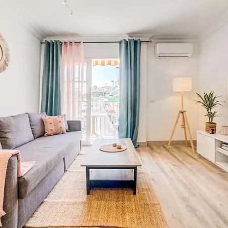 Apartment La Caleta Comfortable 3 *